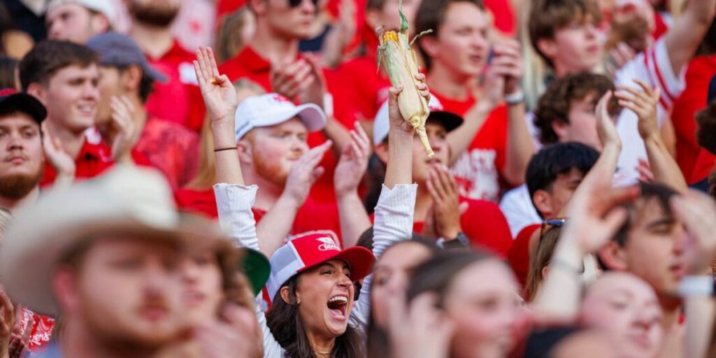 HUSKER FOOTBALL : Explorer les possibilités de jeu de boules du Nebraska