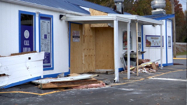 L’entreprise de Smyrna est impatiente de rouvrir après un bâtiment heurté par une voiture